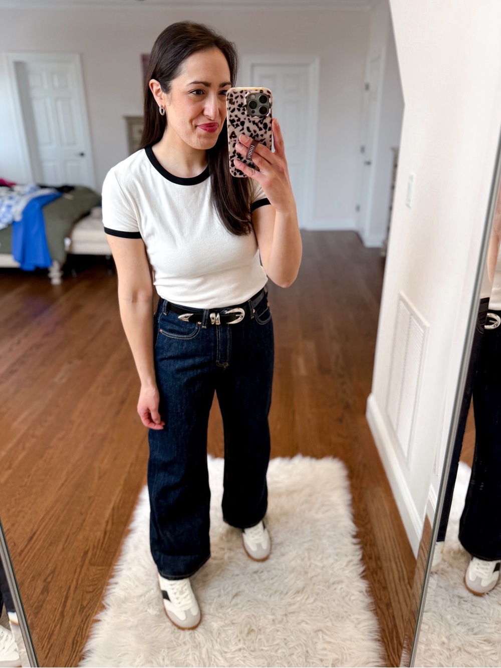 Universal Thread Dark Blue High-Rise Wide Leg Jeans